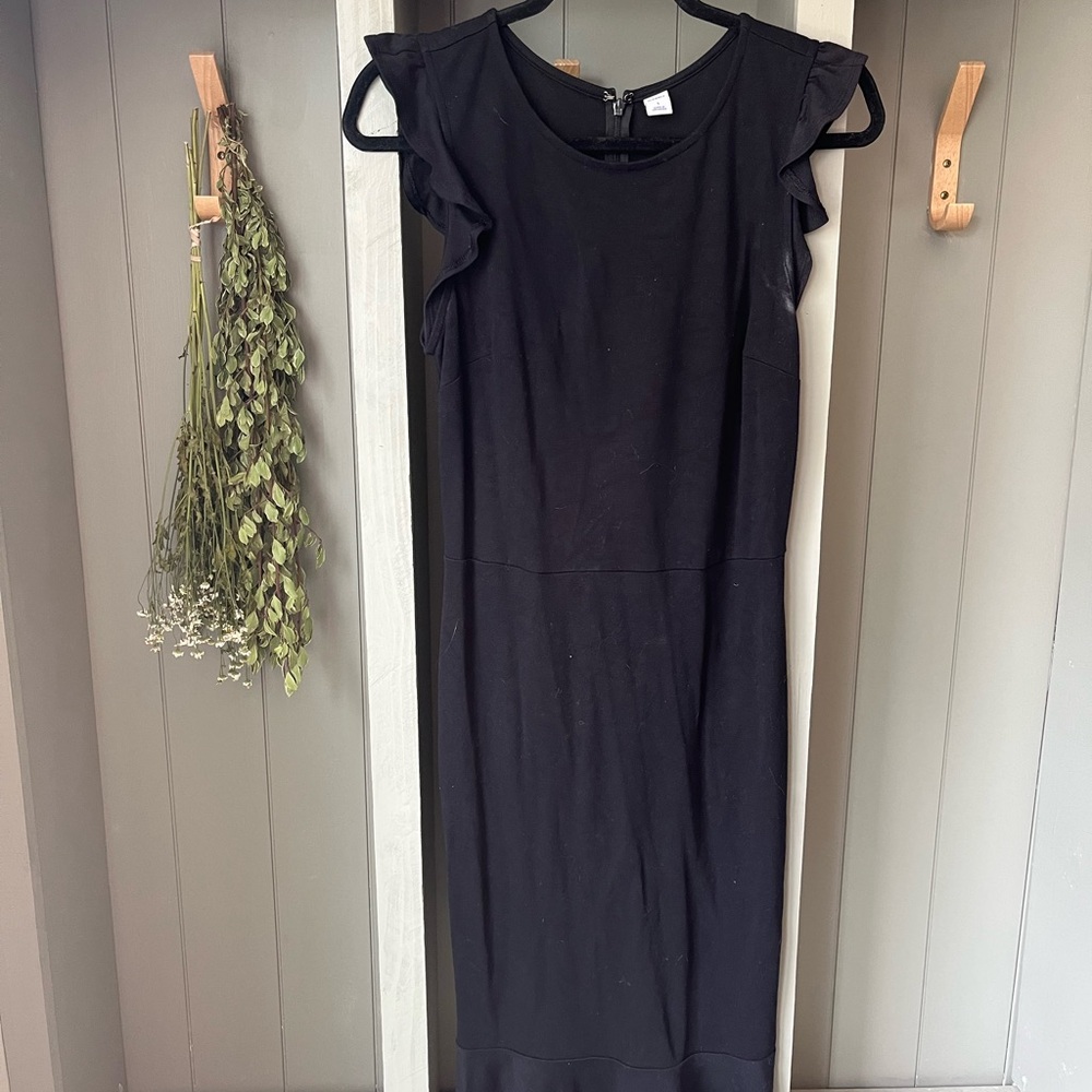 Old Navy Black Ruffle Sleeve Midi Dress